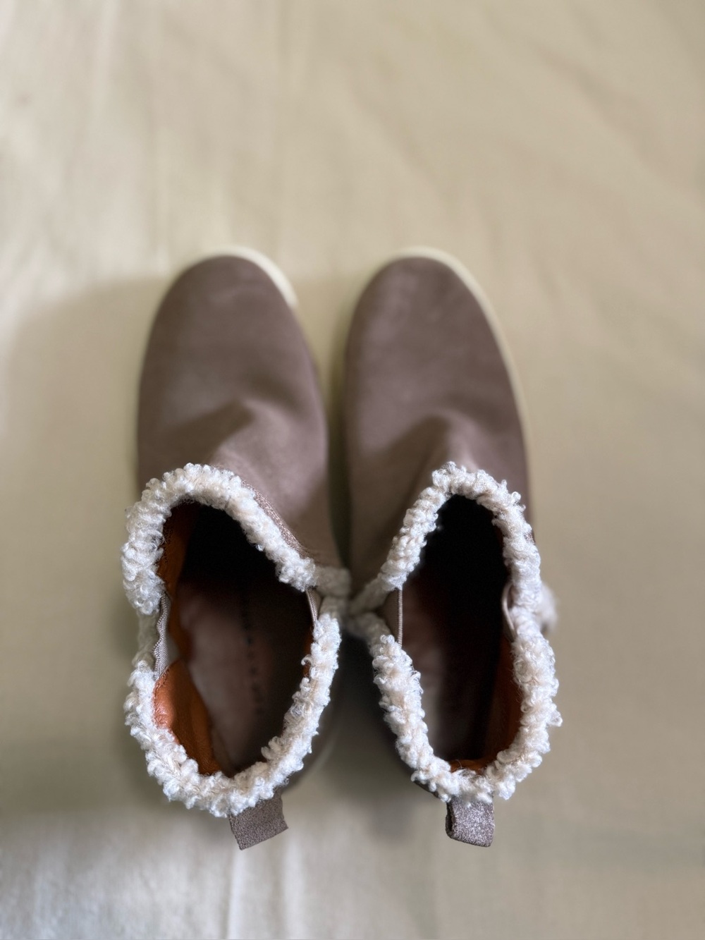 Lucky Brand Cozy Faux Suede Sherpa Trim Slip-On Booties | Size 8.5